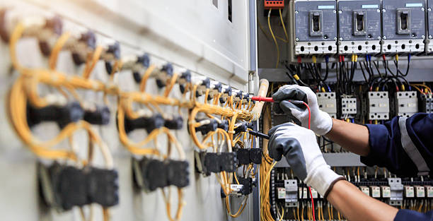 Professional Electrician technician working in Desert Palms, CA
